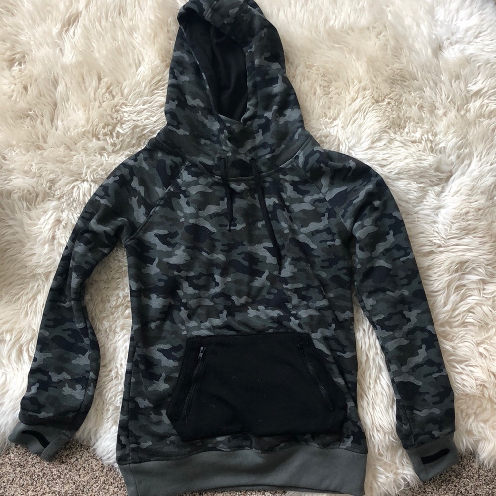Empyre camouflage hoodie